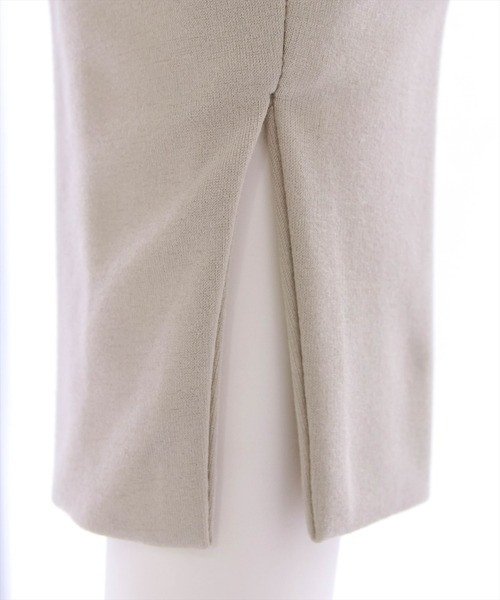 clear（クリア）の「裾スリットイージーパンツ ≪2022AW新作≫（その他パンツ・レディース・ブラック/グレイッシュベージュ・F）」の3枚目の写真