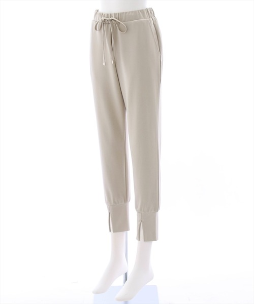 clear（クリア）の「裾スリットイージーパンツ ≪2022AW新作≫（その他パンツ・レディース・ブラック/グレイッシュベージュ・F）」の4枚目の写真
