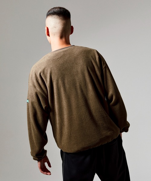 MUNSINGWEAR（マンシングウェア）の「Munsingwear/マンシングウェア Lightweight fleece crew neck フリースクルーネックプルオーバー（スウェット・メンズ・ブラック/オレンジ/ホワイト/カーキ・M/XL/L）」の4枚目の写真