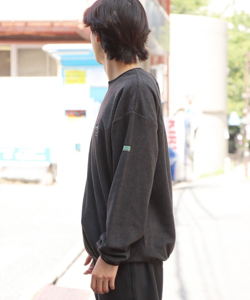MUNSINGWEAR（マンシングウェア）の「Munsingwear/マンシングウェア Lightweight fleece crew neck フリースクルーネックプルオーバー（スウェット・メンズ・ブラック/オレンジ/ホワイト/カーキ・M/XL/L）」の5枚目の写真