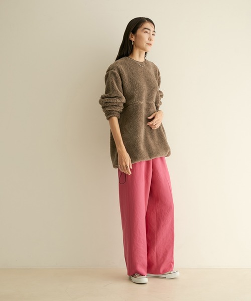 SALON adam et rope'（サロン アダム エ ロペ）の「【WEB限定カラー】ボアボンディングプルオーバー（スウェット・レディース・ブラック/オフホワイト/キャメル・FREE）」の10枚目の写真