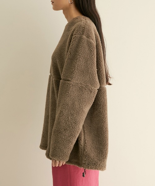 SALON adam et rope'（サロン アダム エ ロペ）の「【WEB限定カラー】ボアボンディングプルオーバー（スウェット・レディース・ブラック/オフホワイト/キャメル・FREE）」の13枚目の写真