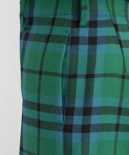 LOEFF(ロエフ)の「<LOEFF>LCRN タータンチェック テーパードパンツ(スラックス・レディース・ケリー・0/1/2)」の6枚目の写真