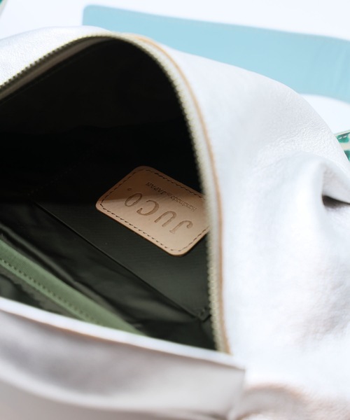 JUCO.（ジュコ）の「メタリックレザーウエストバッグ（ボディバッグ