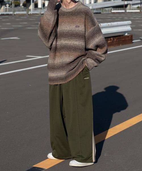 Perushu(ペルーシュ)の「ワイドストレートトラックパンツ(セットアップ着用可)(その他パンツ・メンズ・ネイビー/オリーブ/ブラウン/オレンジ・MEDIUM/SMALL/LARGE)」の8枚目の写真