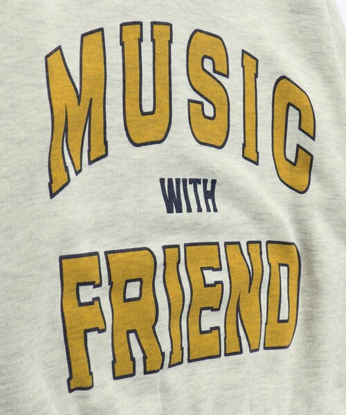 BRANSHES（ブランシェス）の「カレッジロゴトレーナー（スウェット・キッズ・ブラック/サックスブルー/アイボリー・150/120/100/130/140/160/90/110）」の8枚目の写真