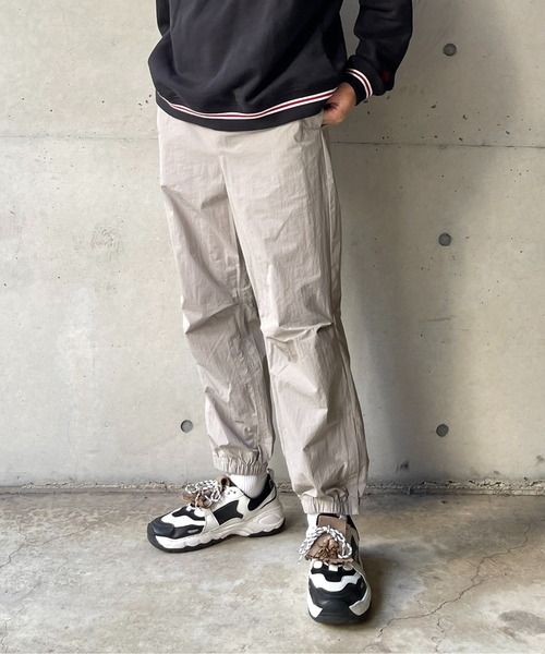 CPCM(シーピーシーエム)の「ナイロントラックパンツ(その他パンツ・メンズ・カーキ/ブラック/グレイッシュベージュ・MEDIUM/LARGE)」の8枚目の写真