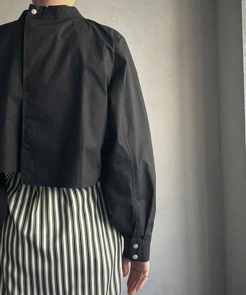 &g'aime（アンジェム）の「【＆g'aime】袖スリットショートブラウス（シャツ/ブラウス・レディース・ホワイト/ブラック/グレイッシュベージュ・FREE）」の18枚目の写真