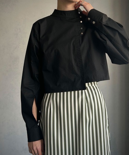 &g'aime（アンジェム）の「【＆g'aime】袖スリットショートブラウス（シャツ/ブラウス・レディース・ホワイト/ブラック/グレイッシュベージュ・FREE）」の16枚目の写真