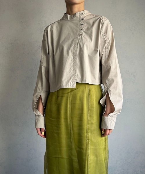 &g'aime（アンジェム）の「【＆g'aime】袖スリットショートブラウス（シャツ/ブラウス・レディース・ホワイト/ブラック/グレイッシュベージュ・FREE）」の4枚目の写真