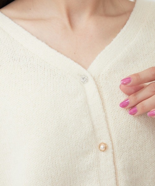 WILLSELECTION（ウィルセレクション）の「ビジュー釦カーディガン（カーディガン/ボレロ・レディース・オフホワイト/ピンク/イエロー・MEDIUM）」の9枚目の写真