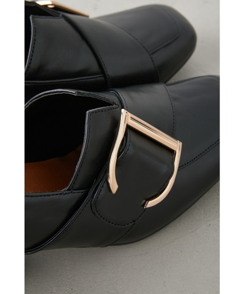 AZUL by moussy(アズールバイマウジー)の「DIAGONAL BELT BUCKLE LOAFER/ダイアゴナルベルトバックルローファー(ローファー・レディース・ブラック/ライトベージュ・LL/LARGE/MEDIUM/SMALL)」の21枚目の写真