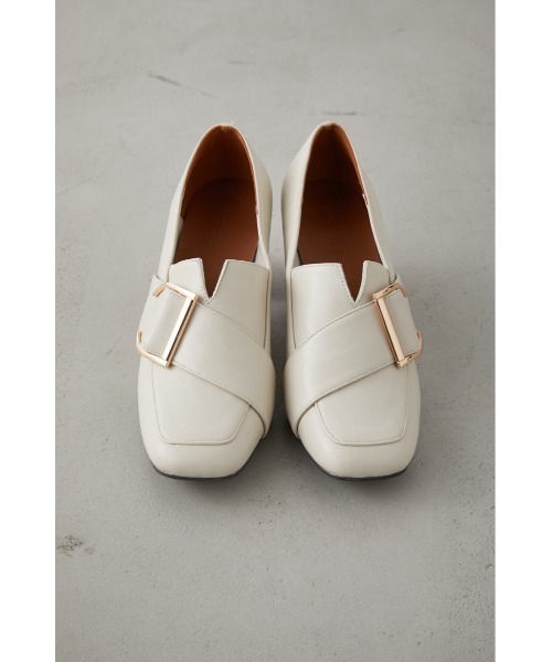 AZUL by moussy(アズールバイマウジー)の「DIAGONAL BELT BUCKLE LOAFER/ダイアゴナルベルトバックルローファー(ローファー・レディース・ブラック/ライトベージュ・LL/LARGE/MEDIUM/SMALL)」の13枚目の写真