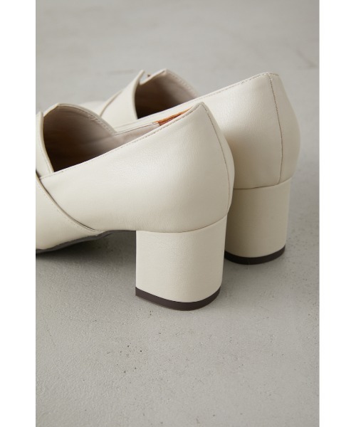 AZUL by moussy(アズールバイマウジー)の「DIAGONAL BELT BUCKLE LOAFER/ダイアゴナルベルトバックルローファー(ローファー・レディース・ブラック/ライトベージュ・LL/LARGE/MEDIUM/SMALL)」の10枚目の写真