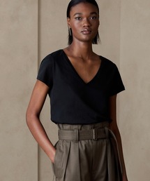 Banana Republic（バナナリパブリック）の「ティッシュウエイト Vネックtシャツ（Tシャツ/カットソー）」