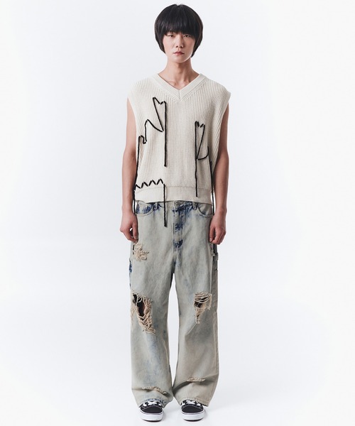 OY（オーワイ）の「『OY/オーワイ』ZIGZAG STITCH KNIT VEST/ステッチニットベスト（ベスト・メンズ・ブラック/アイボリー・FREE）」の12枚目の写真