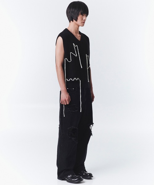 OY（オーワイ）の「『OY/オーワイ』ZIGZAG STITCH KNIT VEST/ステッチニットベスト（ベスト・メンズ・ブラック/アイボリー・FREE）」の10枚目の写真