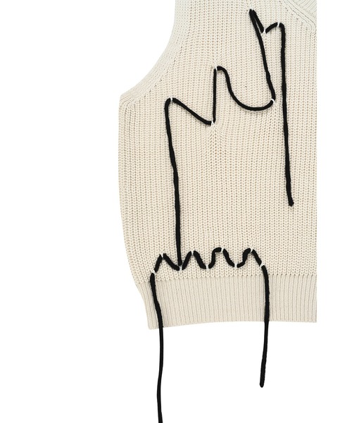 OY（オーワイ）の「『OY/オーワイ』ZIGZAG STITCH KNIT VEST/ステッチニットベスト（ベスト・メンズ・ブラック/アイボリー・FREE）」の8枚目の写真