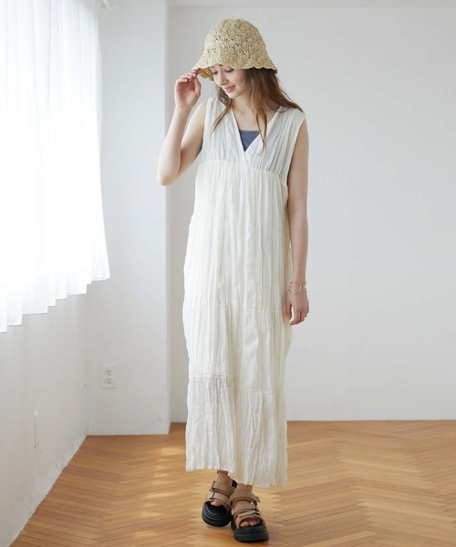 archives(アルシーヴ)の「ワッシャーノースリワンピース(ワンピース・レディース・レンガ/ブラック/パープル/アイボリー・MEDIUM)」の3枚目の写真