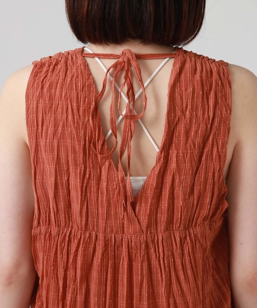 archives(アルシーヴ)の「ワッシャーノースリワンピース(ワンピース・レディース・レンガ/ブラック/パープル/アイボリー・MEDIUM)」の14枚目の写真