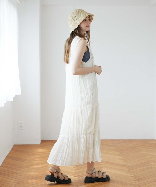 archives(アルシーヴ)の「ワッシャーノースリワンピース(ワンピース・レディース・レンガ/ブラック/パープル/アイボリー・MEDIUM)」の22枚目の写真