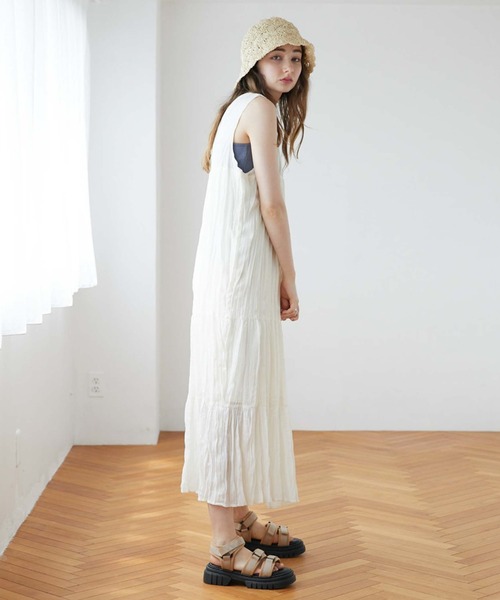 archives(アルシーヴ)の「ワッシャーノースリワンピース(ワンピース・レディース・レンガ/ブラック/パープル/アイボリー・MEDIUM)」の15枚目の写真