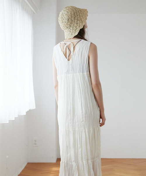 archives(アルシーヴ)の「ワッシャーノースリワンピース(ワンピース・レディース・レンガ/ブラック/パープル/アイボリー・MEDIUM)」の11枚目の写真