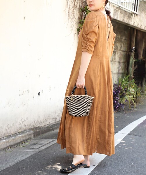 Ray BEAMS（レイビームス）の「Larone / ビーズ ハンドル バッグ（かごバッグ・レディース・ブラック/グリーン・ONE SIZE）」の3枚目の写真