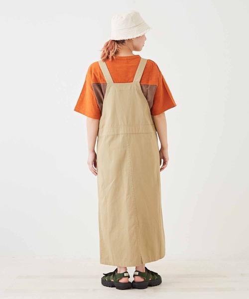 CUBE SUGAR（キューブシュガー）の「無地綿ツイルサロペットスカート（ジャンパースカート・レディース・ベージュ/ネイビー/カーキ・M）」の8枚目の写真