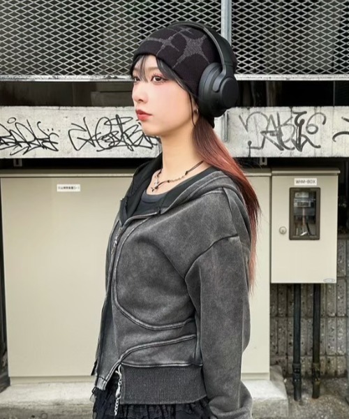 XU(エックスユー)の「【Never mind the XU】design beanie 2 / 【ネバーマインド ザ エックスユー】デザインニット帽子(ニットキャップ/ビーニー・メンズ・アイボリー/ブラック/グレー・ONE SIZE)」の13枚目の写真