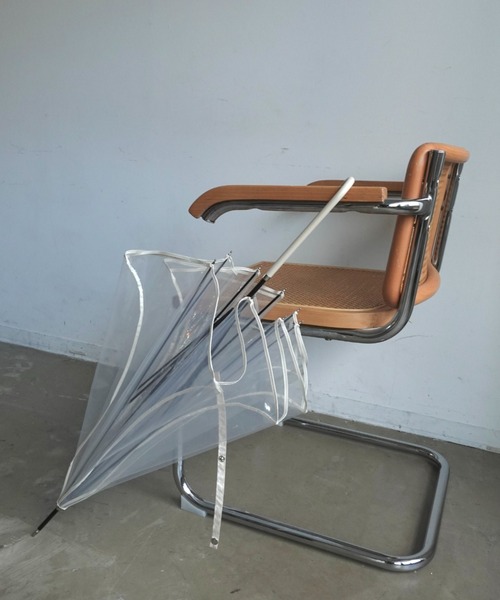 VANNIE U（ヴァニーユー）の「クリアフラワーアンブレラ/ビニール傘（長傘・レディース・ホワイト/ピンク/ブラウン/グレー・FREE）」の6枚目の写真