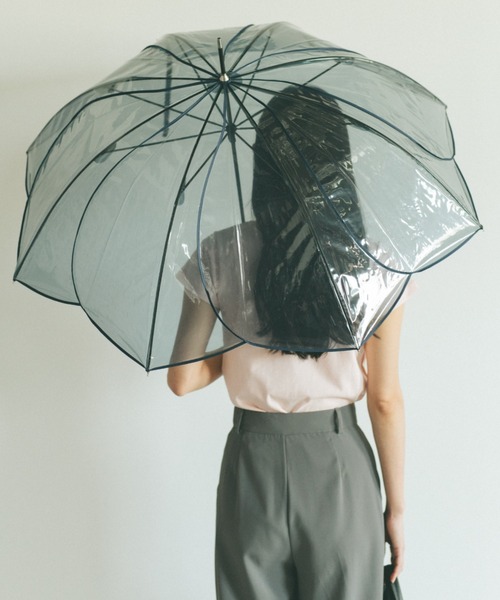 VANNIE U（ヴァニーユー）の「クリアフラワーアンブレラ/ビニール傘（長傘・レディース・ホワイト/ピンク/ブラウン/グレー・FREE）」の12枚目の写真