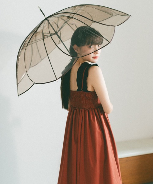 VANNIE U（ヴァニーユー）の「クリアフラワーアンブレラ/ビニール傘（長傘・レディース・ホワイト/ピンク/ブラウン/グレー・FREE）」の16枚目の写真