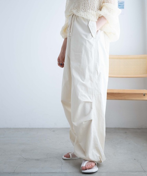 WEGO（ウィゴー）の「WEGO/パラシュートパンツ（カーゴパンツ・レディース・ベージュ/オリーブ/アイボリー/ライトグレー・FREE）」の14枚目の写真