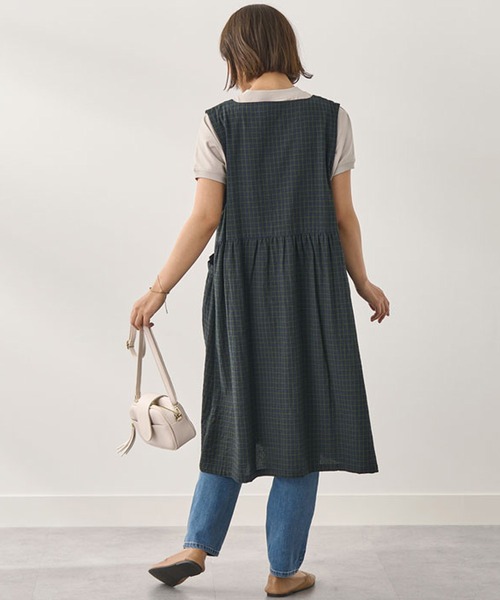 BELLUNA（ベルーナ）の「ポケット使いジャンパースカート（スカート・レディース・グリーン/チェック/ラベンダー・MEDIUM/X-LARGE/LARGE）」の6枚目の写真