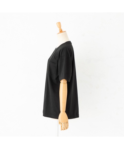 CBP(シービーピー)の「UNISEX POCKET T-SHIRTS(Tシャツ/カットソー・レディース・ホワイト/ブラック・LARGE/MEDIUM/SMALL)」の3枚目の写真
