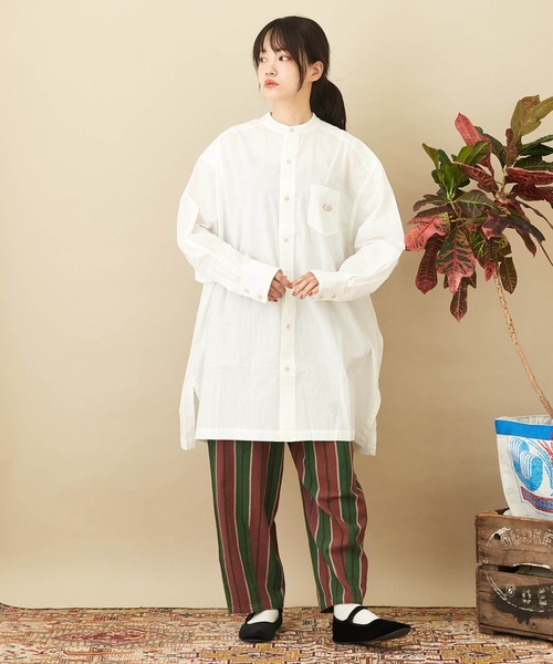 CUBE SUGAR（キューブシュガー）の「無地コットンダンプバンドカラービッグシャツ（シャツ/ブラウス・レディース・グレー/ピンク/ホワイト/ライム/ベージュ・M）」の6枚目の写真