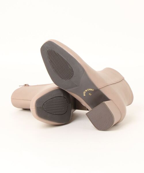 KOBE LETTUCE(コウベレタス)の「ショートブーツ(ブーツ・レディース・ダークブラウン/グレイッシュベージュ/アイボリー/ブラック・LL/L/3L/S/M/SS)」の18枚目の写真