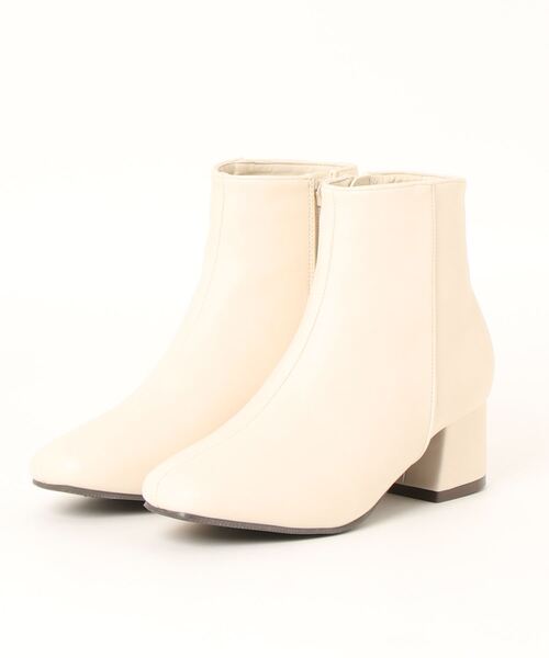 KOBE LETTUCE(コウベレタス)の「ショートブーツ(ブーツ・レディース・ダークブラウン/グレイッシュベージュ/アイボリー/ブラック・LL/L/3L/S/M/SS)」の13枚目の写真