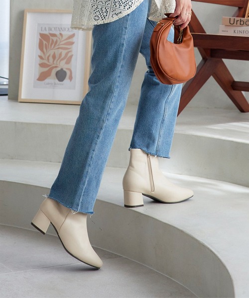 KOBE LETTUCE(コウベレタス)の「ショートブーツ(ブーツ・レディース・ダークブラウン/グレイッシュベージュ/アイボリー/ブラック・LL/L/3L/S/M/SS)」の10枚目の写真