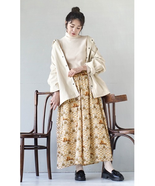 zootie（ズーティー）の「【新感覚のなめらかタッチ！】チクチクしない なめらかリブニット［タートルネック］（ニット/セーター・レディース・レッド/ライトベージュ/ブラック/ロイヤルブルー/ブラウン/チャコール/ライトピンク/杢グレー/アイボリー/ダークカーキ/イエロー系その他/ネイビー・LL/L/M）」の21枚目の写真