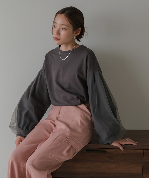 Bab(バブ)の「シアーボリュームスリーブトップス(Tシャツ/カットソー・レディース・チャコールグレー/オフホワイト/ブラック・M)」の18枚目の写真