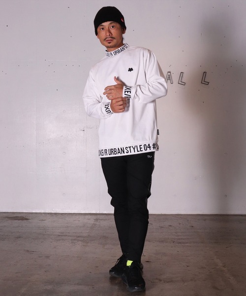LUXE/R GOLF(ラグジュ ゴルフ)の「(RM)【LUXE/R GOLF】ストレッチ スムース ハイネック 長袖 Tシャツ(Tシャツ/カットソー・メンズ・ホワイト/ブラック/チャコールグレー・MEDIUM/XX-LARGE/LARGE/XXX-LARGE/X-LARGE)」の5枚目の写真