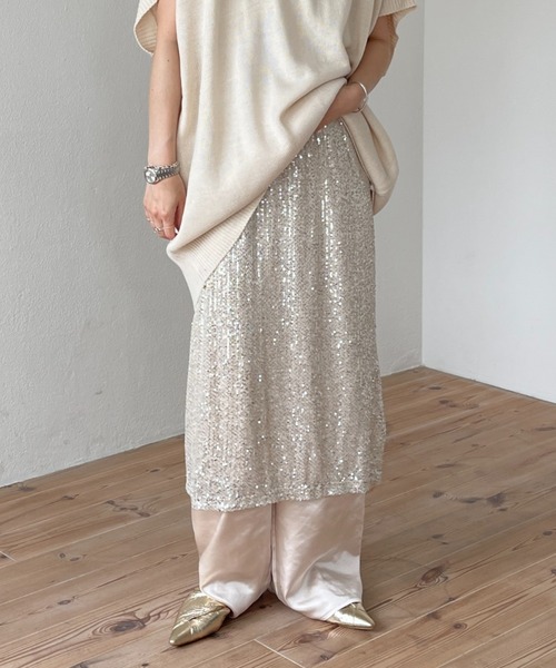 wee9s(ウィークス)の「relax satin pants / リラックスサテンパンツ(その他パンツ・レディース・ホワイト/クリーム/ブラック・FREE/LONG)」の1枚目の写真