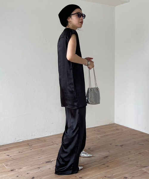 wee9s(ウィークス)の「relax satin pants / リラックスサテンパンツ(その他パンツ・レディース・ホワイト/クリーム/ブラック・FREE/LONG)」の18枚目の写真