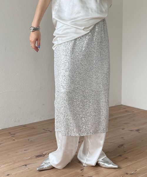 wee9s(ウィークス)の「relax satin pants / リラックスサテンパンツ(その他パンツ・レディース・ホワイト/クリーム/ブラック・FREE/LONG)」の7枚目の写真