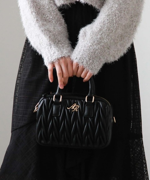 archives(アルシーヴ)の「ウェーブキルトミニボストン(ボストンバッグ・レディース・ブラック/グレー/アイボリー・FREE)」の6枚目の写真