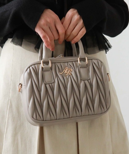 archives(アルシーヴ)の「ウェーブキルトミニボストン(ボストンバッグ・レディース・ブラック/グレー/アイボリー・FREE)」の14枚目の写真