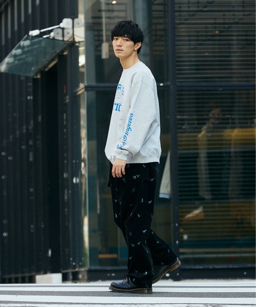 JOURNAL STANDARD relume(ジャーナルスタンダード レリューム)の「【NATIONBRANKS / ネーションブランクス】 プリントクルーネックスウェット(スウェット・メンズ・ブラック/ライトグレー/ブルー系その他・MEDIUM/LARGE)」の13枚目の写真