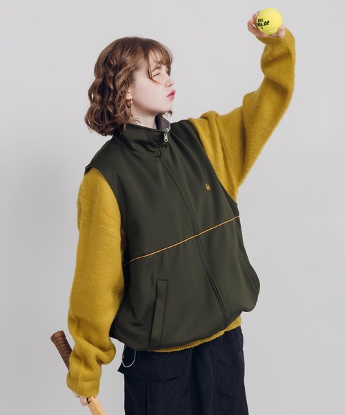 MUHET(ミュエータ)の「2WAYリバーシブルベスト(ベスト・レディース・カーキ/ブラウン/ネイビー・MEDIUM/X-LARGE)」の13枚目の写真